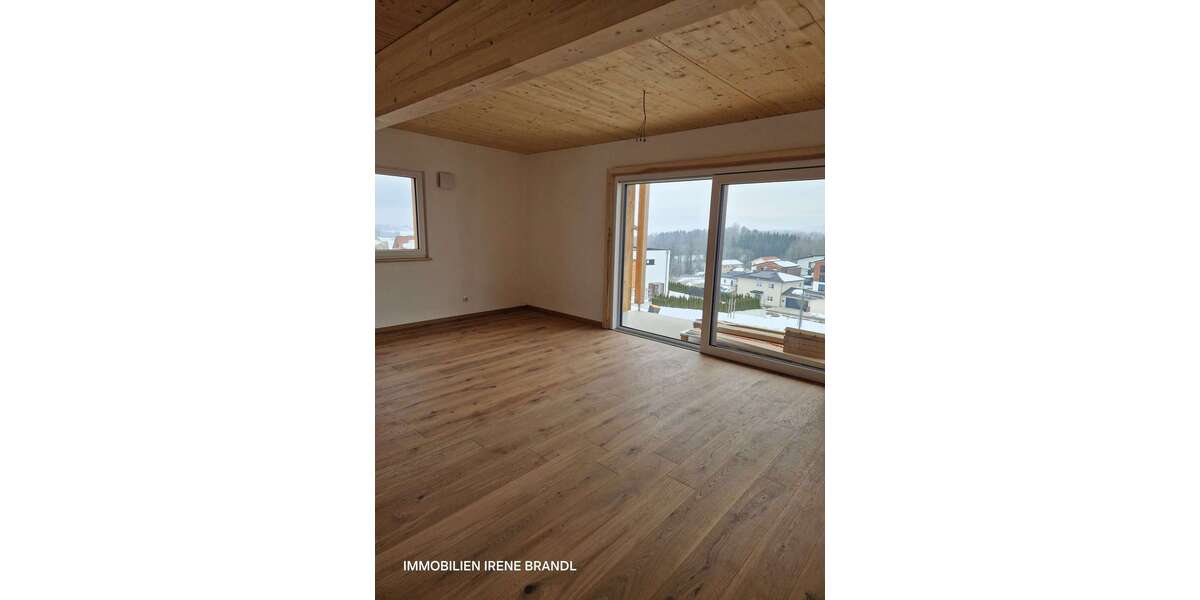 Etagenwohnung Büchlberg - 3 Zimmer, 83 m&sup2;, 840&euro; | Angebot:25235654