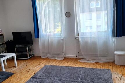 Großes WG-Zimmer (2 -WG) Nähe Uni, verfügbar ab 01.03.26 2 zimmer