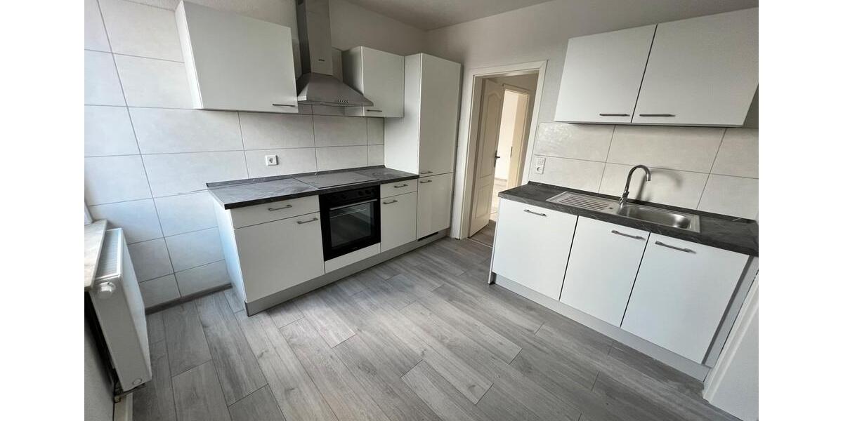 Etagenwohnung Bebra - 4 Zimmer, 80 m&sup2;, 650&euro; | Angebot:26503026