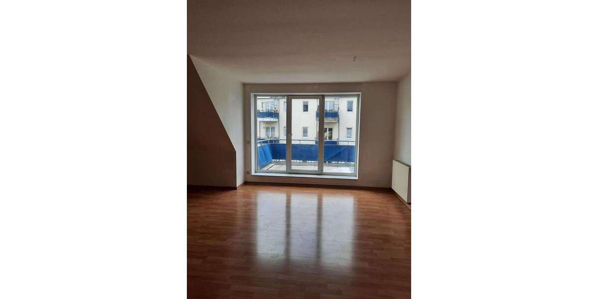 großzügige 3 Zimmer-Wohnung *gerade in Renovierung* mit Balkon und Küche - Appartement Magdeburg Werder | Angebot:10983278
