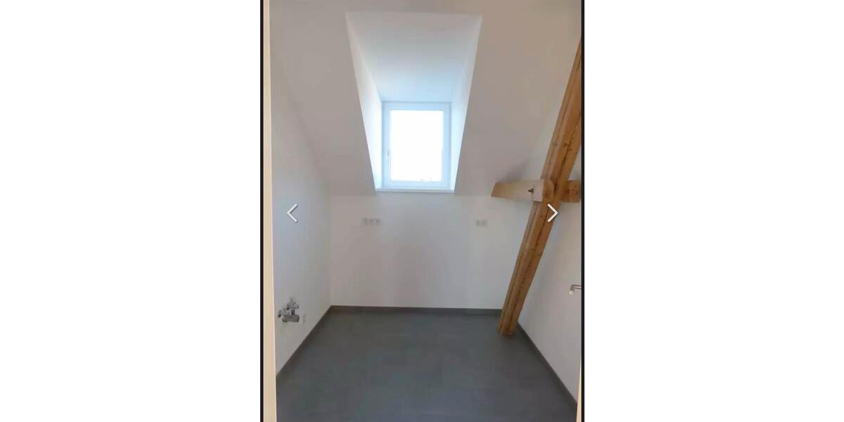Dachgeschoßwohnung München Sendling-Westpark - 3.5 Zimmer, 80 m&sup2;, 1.800&euro; | Angebot:26365033