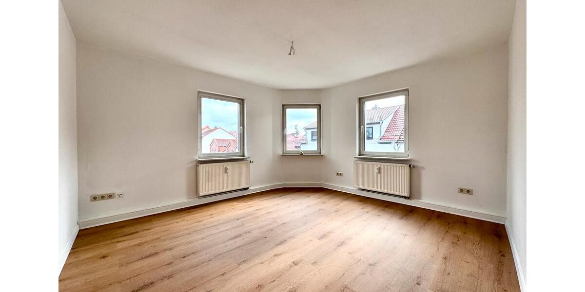 Dachgeschoßwohnung Eisenach - 3 Zimmer, 75 m&sup2;, 600&euro; | Angebot:25105301