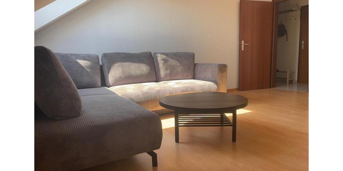 2,5 Dachgeschosswohnung 2 zimmer