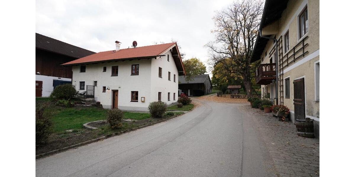 Maisonette-Wohnung Doppelhaushälfte 4 zimmer