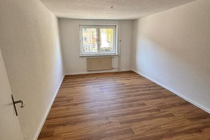 Wohnung Kassel Fasanenhof - 3 Zimmer, 68 m&sup2;, 640&euro; | Angebot:26443578