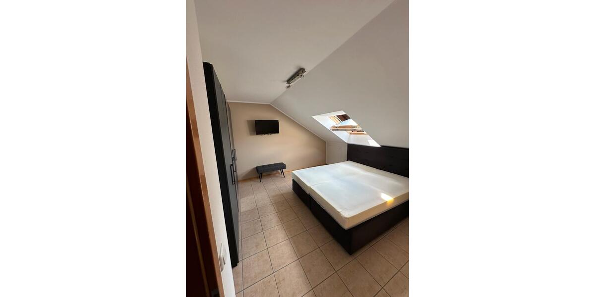 Dachgeschoßwohnung Bad Neuenahr-Ahrweiler Ahrweiler - 3 Zimmer, 74 m&sup2;, 1.050&euro; | Angebot:26515409