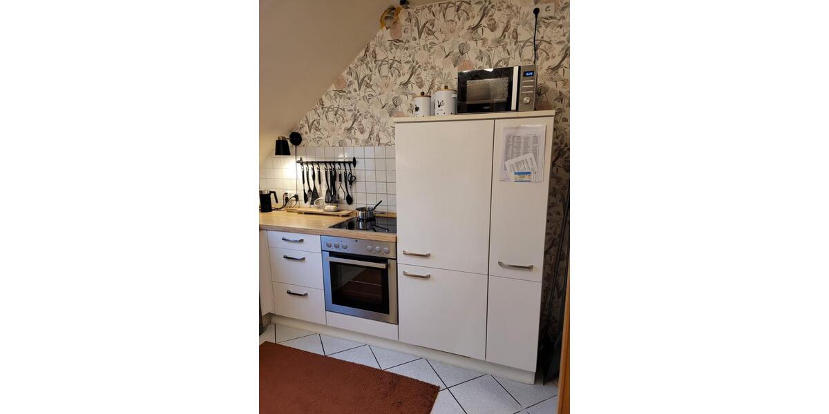 Dachgeschoßwohnung Enger - 3 Zimmer, 80 m&sup2;, 700&euro; | Angebot:24818723