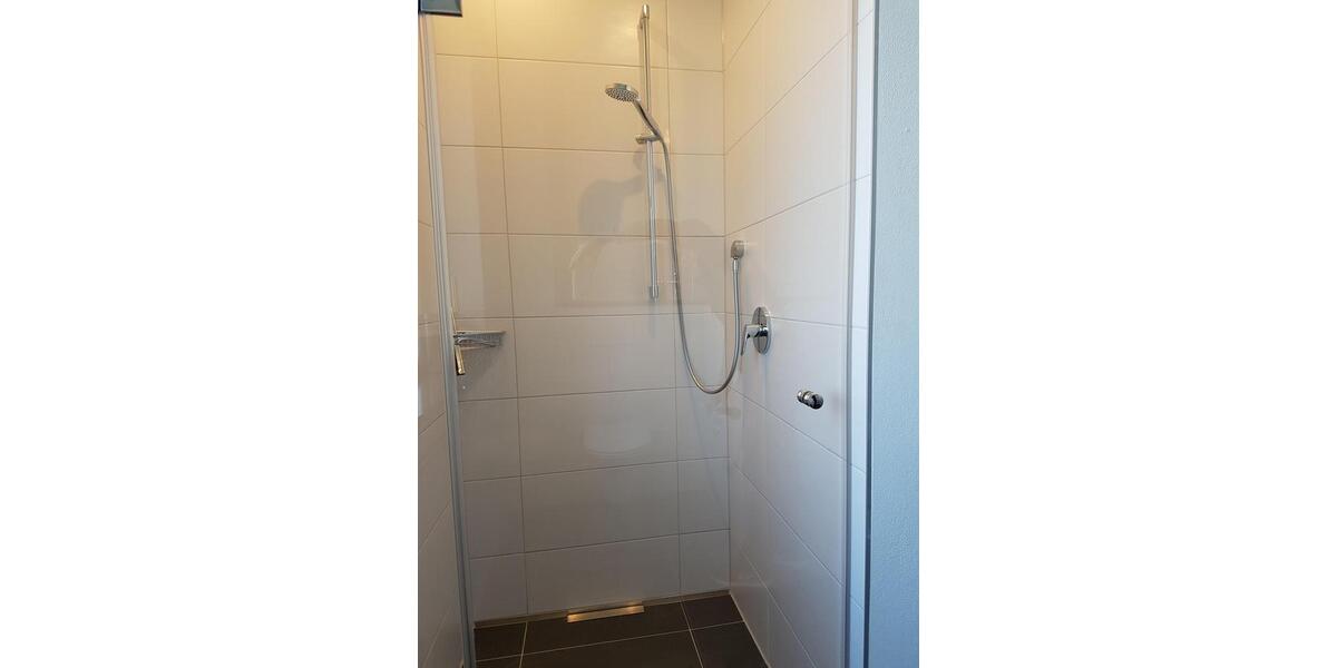 Möb. 2-Zimmer-Appartement in Niedrigenergie-Mehrparteienhaus zu vermieten 2 zimmer