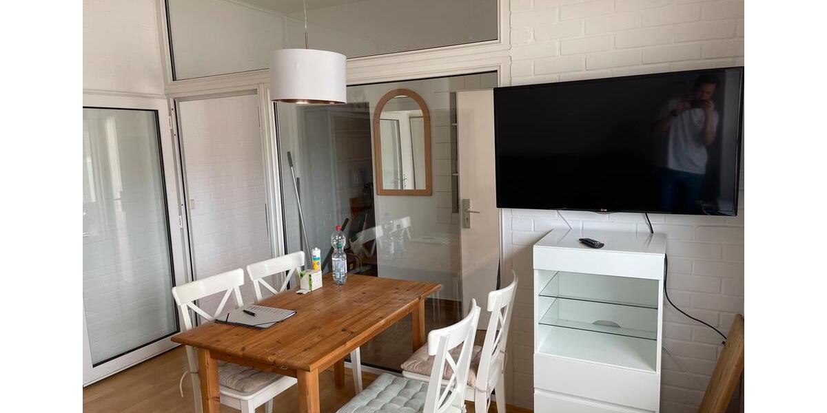 Wohnen auf Zeit Schwerin Altstadt - 4 Zimmer, 100 m&sup2;, 500&euro; | Angebot:25866743