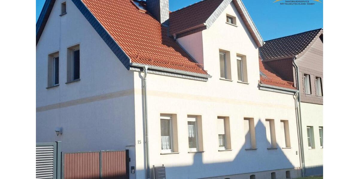 Dachgeschoßwohnung Eisleben (Lutherstadt) - 2 Zimmer, 69 m&sup2;, 430&euro; | Angebot:26177818