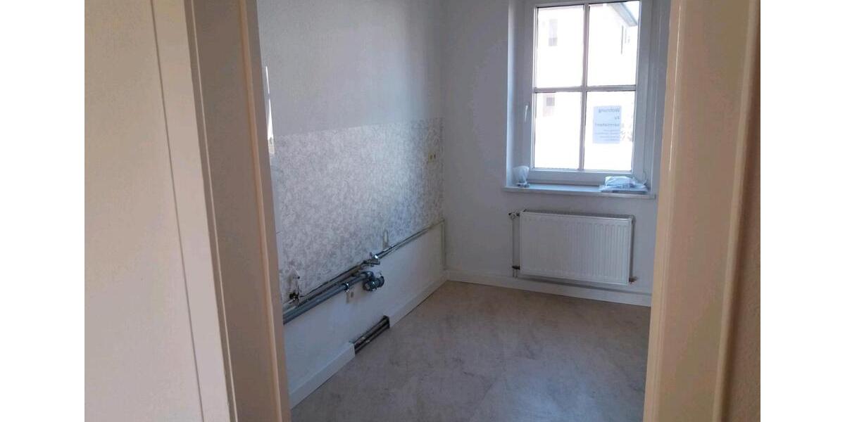 Erdgeschoßwohnung Frohburg - 3 Zimmer, 80 m&sup2;, 750&euro; | Angebot:26446787