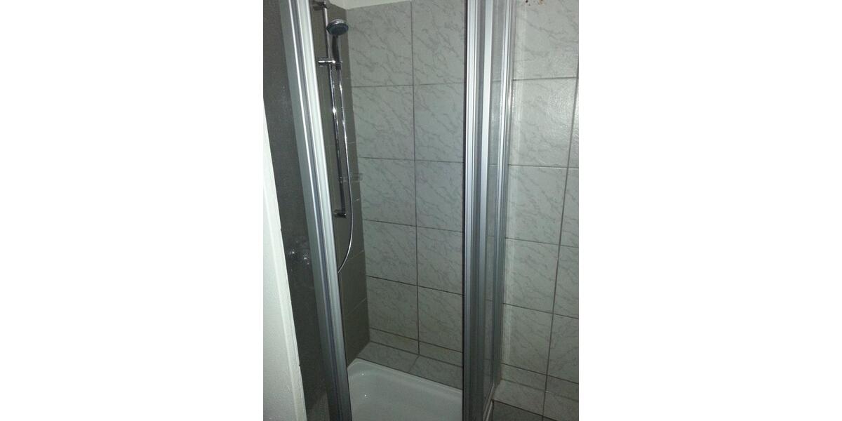 Etagenwohnung Aiterhofen - 2 Zimmer, 16 m&sup2;, 400&euro; | Angebot:25570690