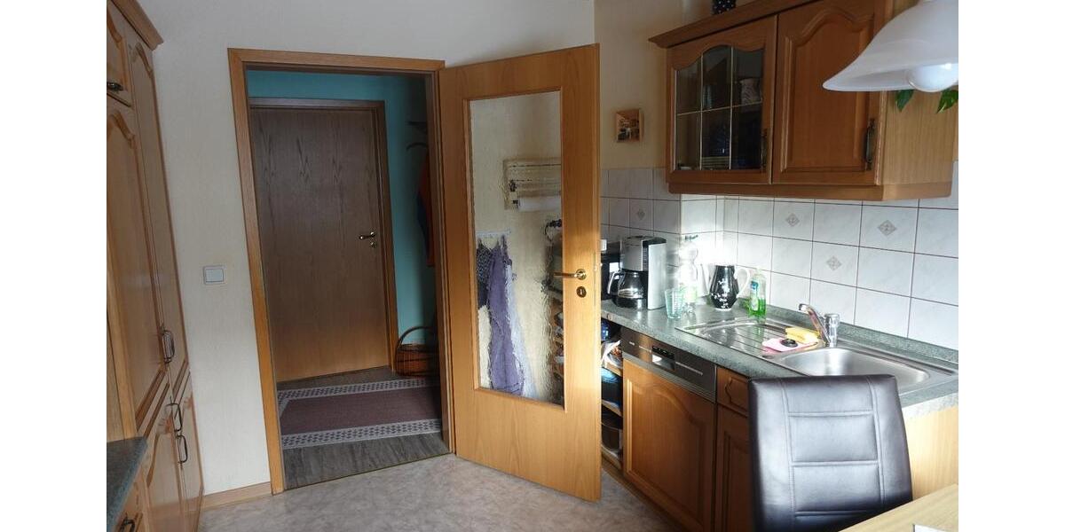 Helle und Ruhige 3-Raum-Wohnung im 2.OG (DG) 3 zimmer