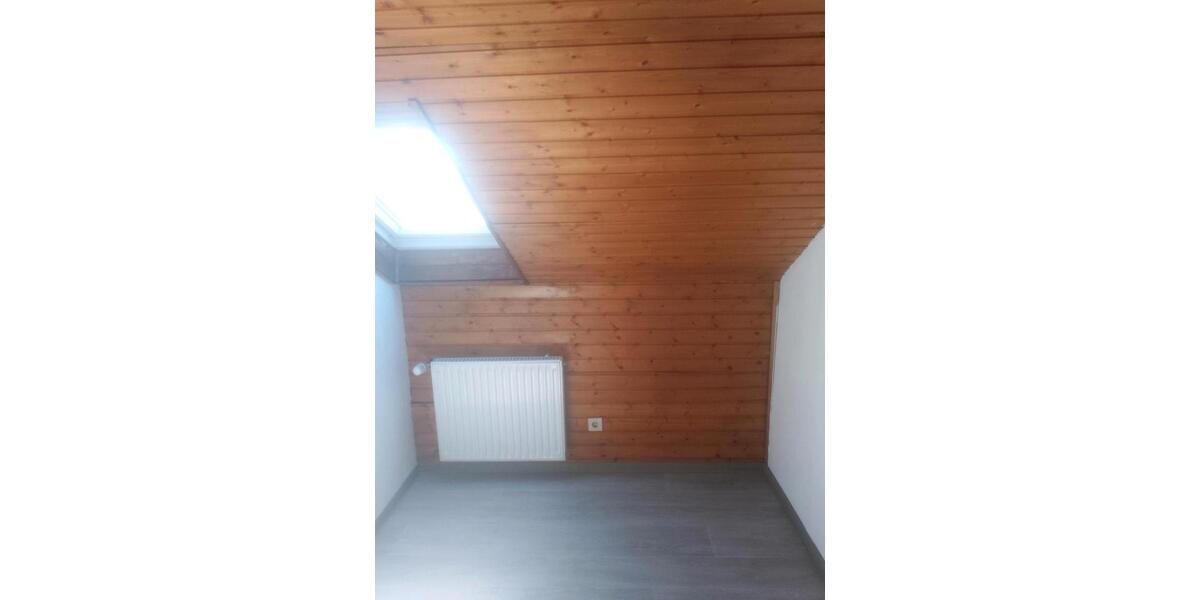 Dachgeschoßwohnung Bad Honnef - 3 Zimmer, 65 m&sup2;, 600&euro; | Angebot:26241838