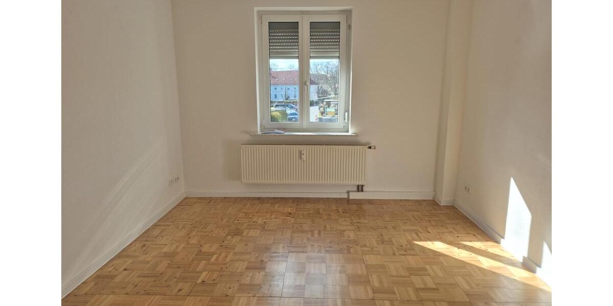Etagenwohnung Arnsdorf - 3 Zimmer, 67 m&sup2;, 552&euro; | Angebot:25782398