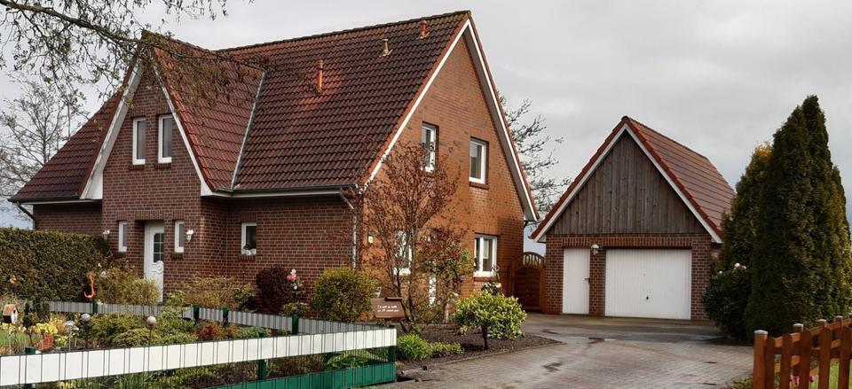 Einfamilienhaus mit Garage und großem Garten zur Miete