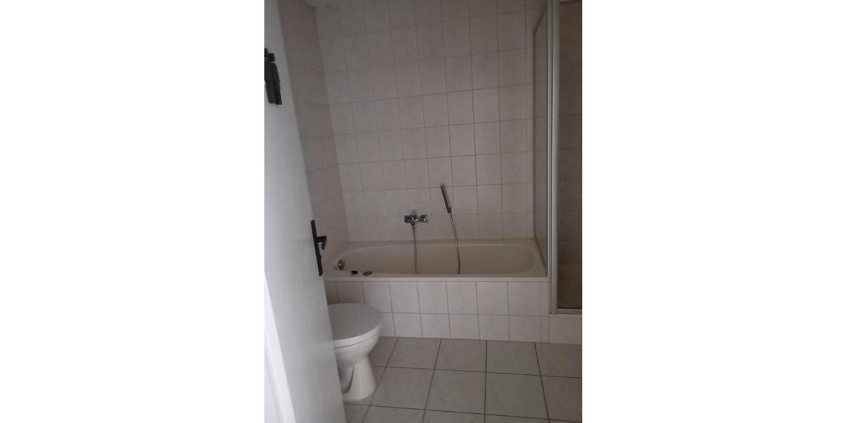 Erdgeschoßwohnung Rätzlingen - 4 Zimmer, 83 m&sup2;, 590&euro; | Angebot:26547824