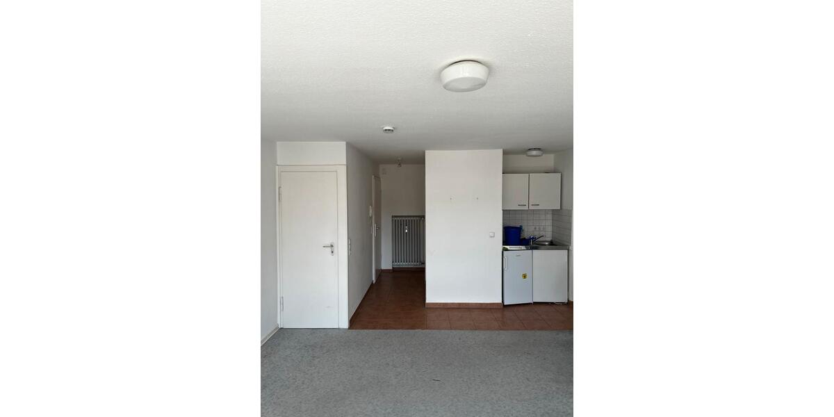 Dachgeschoßwohnung Hildesheim - 1 Zimmer, 27 m&sup2;, 240&euro; | Angebot:26163528