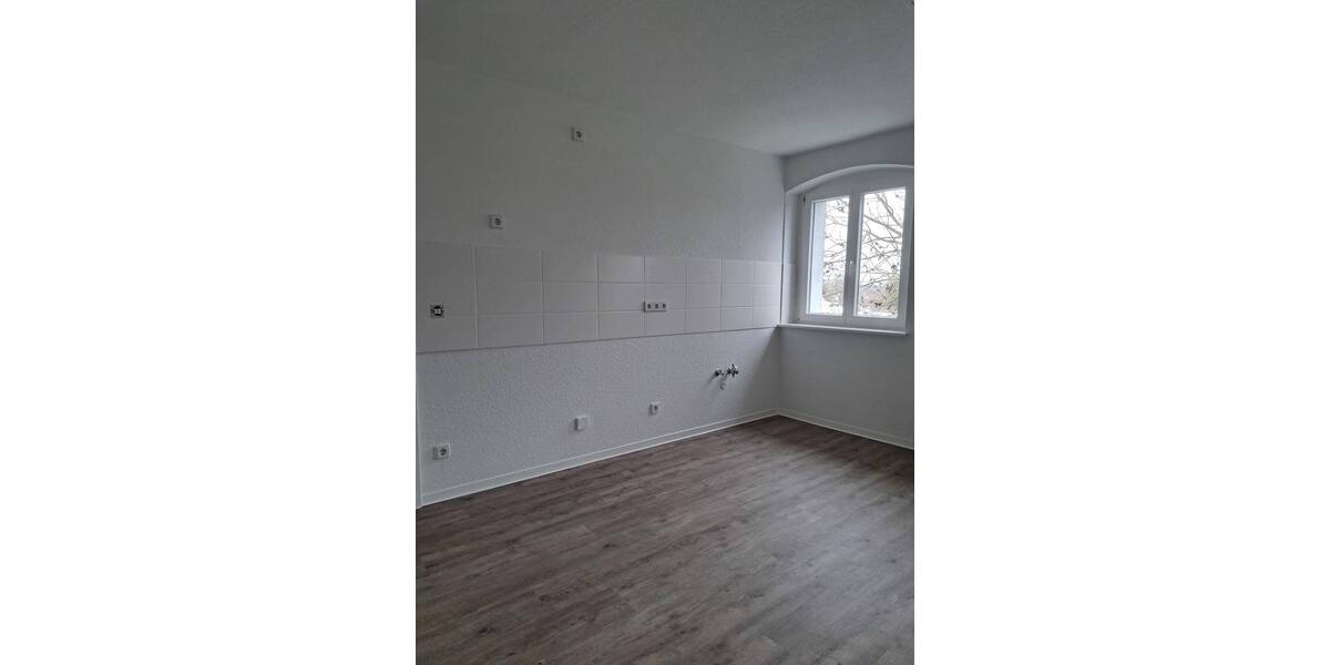 Etagenwohnung Magdeburg Lemsdorf - 4 Zimmer, 96 m&sup2;, 961&euro; | Angebot:26293202