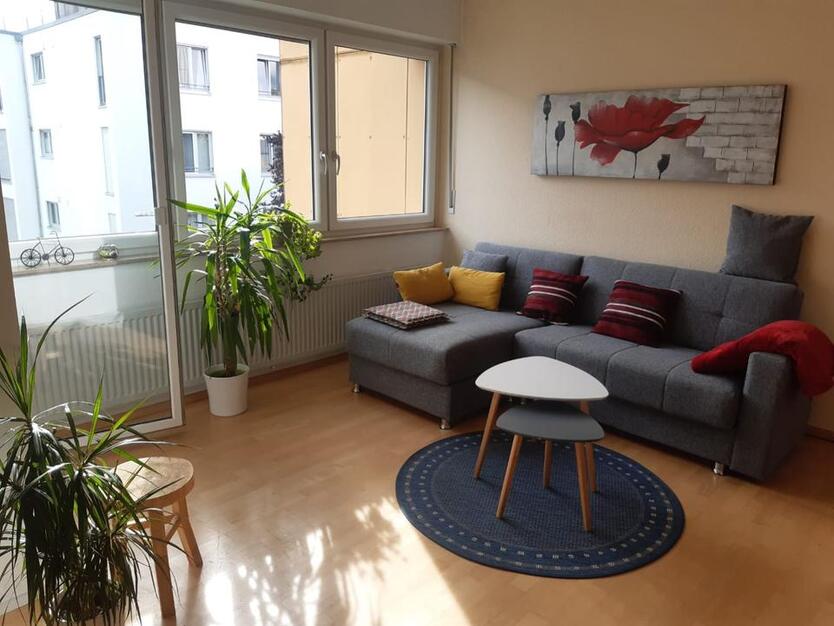Schöne möbilierte Wohnung befristet zu vermieten