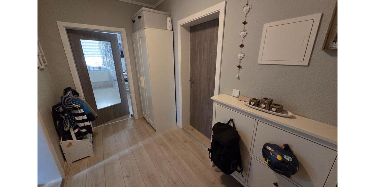 Etagenwohnung Weißwasser (Oberlausitz) - 4 Zimmer, 93 m&sup2;, 651&euro; | Angebot:26664454