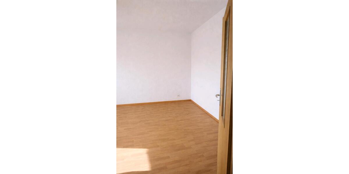 Etagenwohnung Spremberg - 2 Zimmer, 70 m&sup2;, 429&euro; | Angebot:26042173