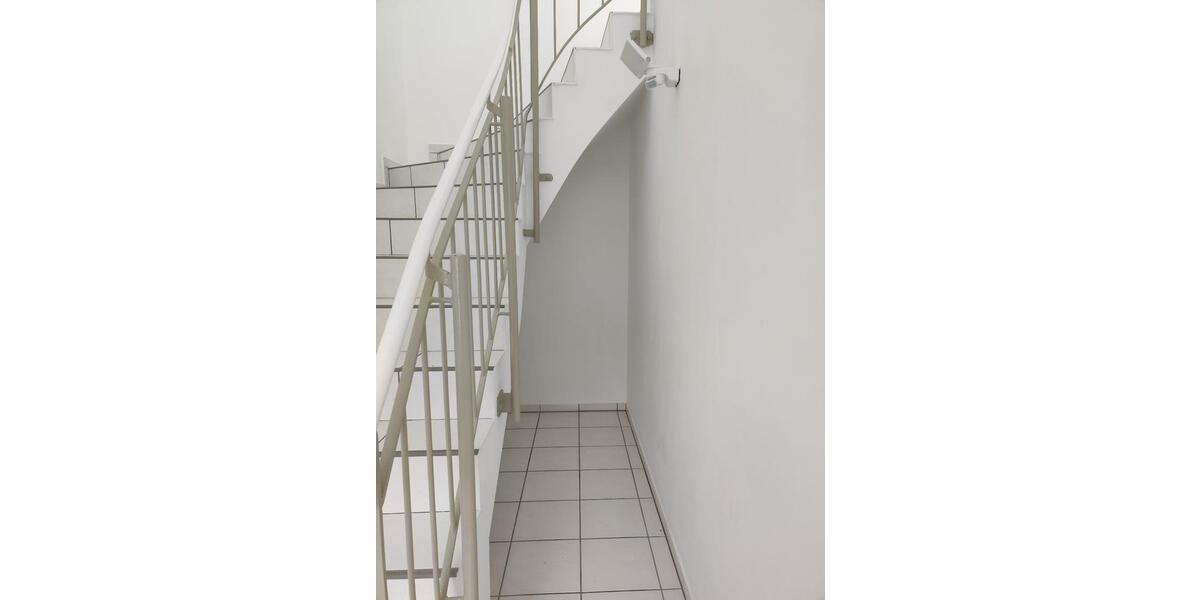 Etagenwohnung Fell - 5 Zimmer, 166 m&sup2;, 970&euro; | Angebot:25476187