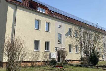 Wohnung Groß Schacksdorf - 3 Zimmer, 66 m&sup2;, 323&euro; | Angebot:26112961