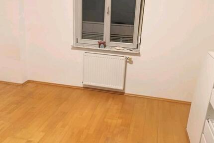 Wohnen auf Zeit Karlsruhe Mühlburg - 1 Zimmer, 17 m&sup2;, 495&euro; | Angebot:25843985