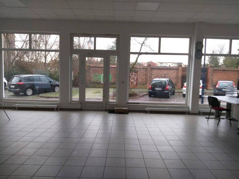 Büro, Praxis, Lager oder Einzelhandel in zentraler Lage