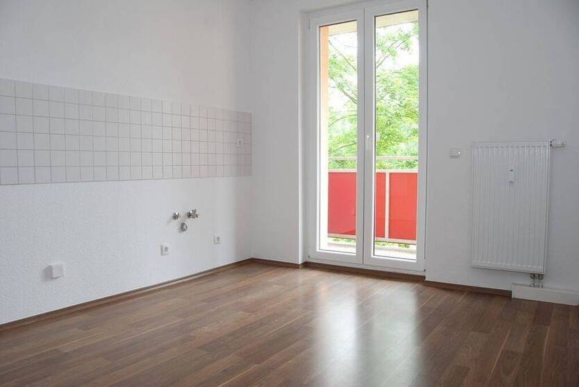 SingleWohnung mit Balkon in ruhiger Seitenstraße