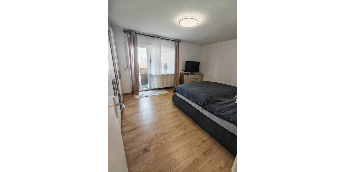 Etagenwohnung Heppenheim Kirschhausen - 4 Zimmer, 134 m&sup2;, 1.400&euro; | Angebot:26150676