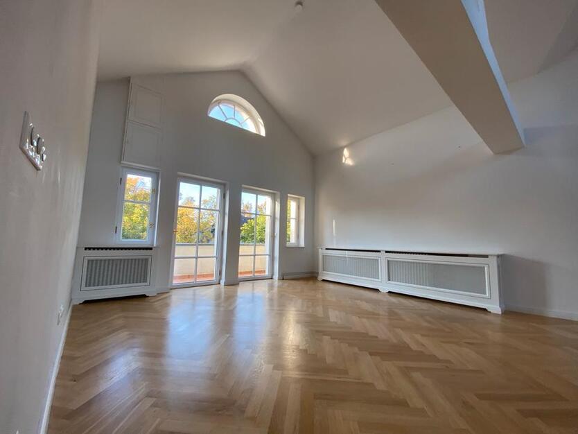 Luxuriöses Wohnen in den Baumkronen Kleinmachnows 4 zimmer