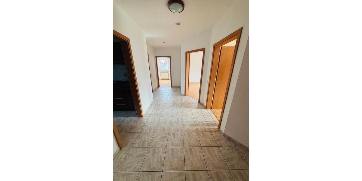 Etagenwohnung Lappersdorf - 3 Zimmer, 77 m&sup2;, 1.200&euro; | Angebot:26018207