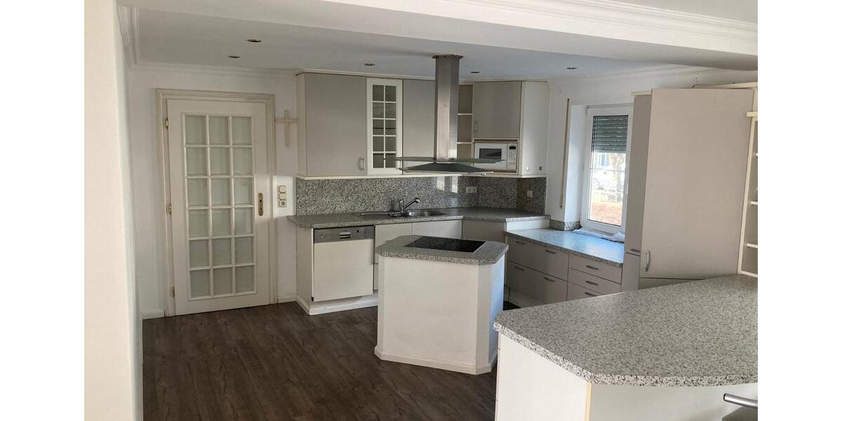 Etagenwohnung Büchlberg - 3 Zimmer, 115 m&sup2;, 900&euro; | Angebot:26152077
