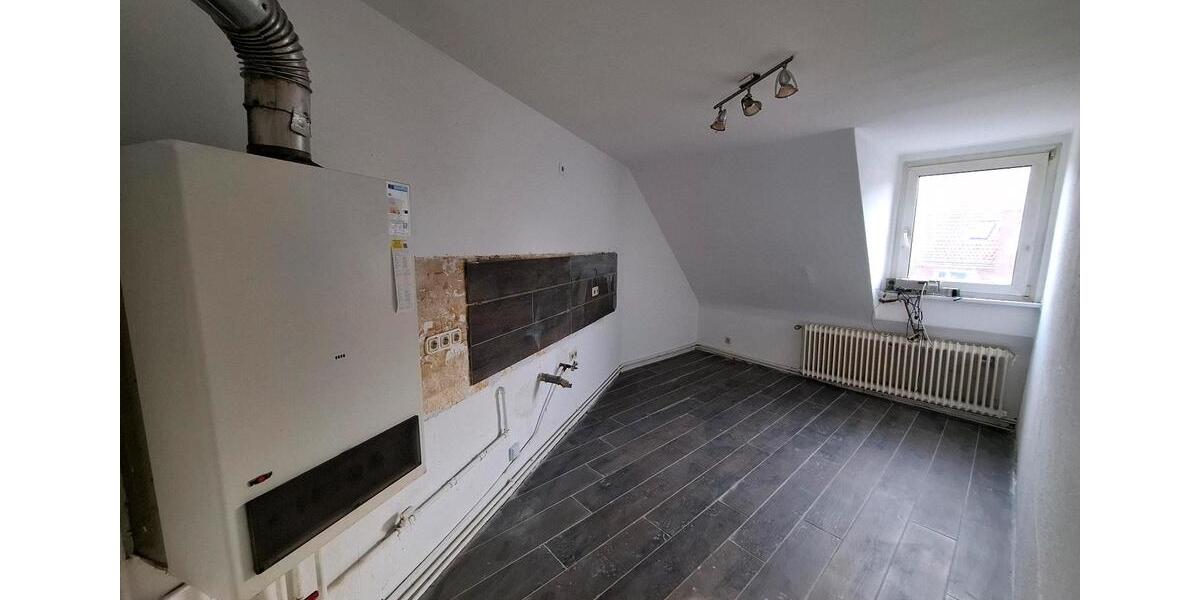 Dachgeschoßwohnung Emden - 3 Zimmer, 70 m&sup2;, 449&euro; | Angebot:26605280