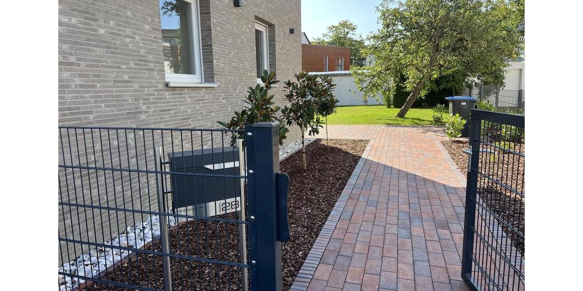 Doppelhaushälfte Wolfsburg - 5 Zimmer, 133 m&sup2;, 1.950&euro; | Angebot:25612679