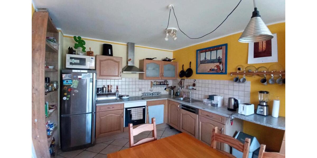 Wohnen auf Zeit Marsberg - 6 Zimmer, 160 m&sup2;, 300&euro; | Angebot:26587199