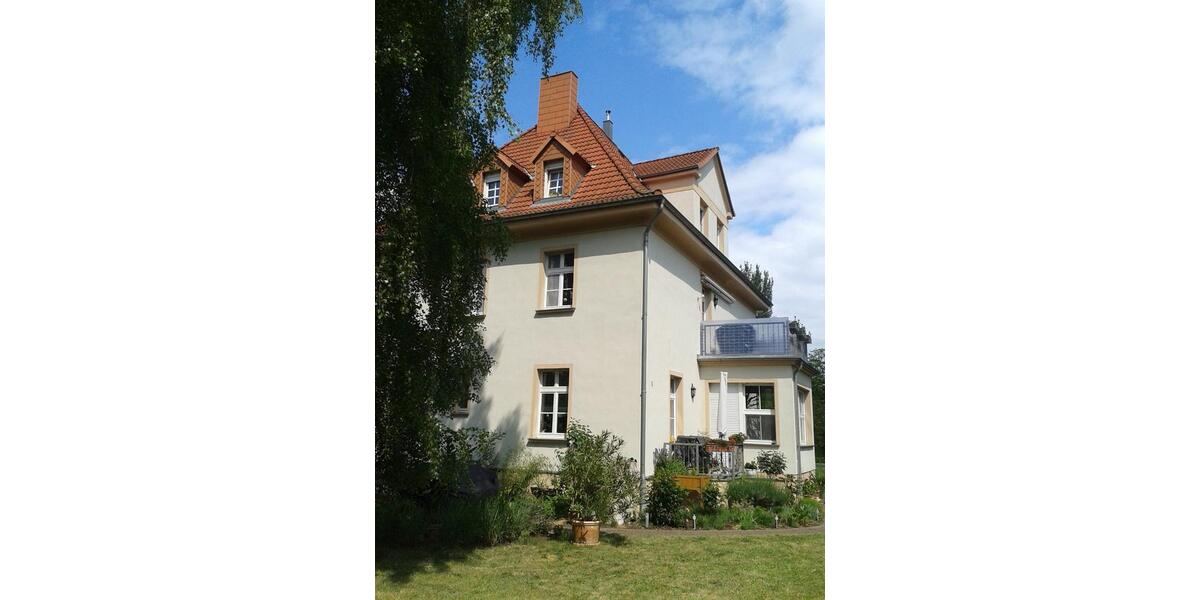 Erdgeschoßwohnung Leuna - 3.5 Zimmer, 117 m&sup2;, 1.149&euro; | Angebot:25349510