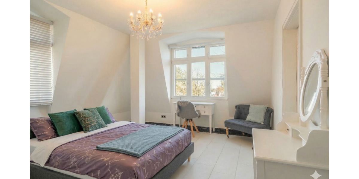 Etagenwohnung Potsdam Berliner Vorstadt - 5 Zimmer, 202 m&sup2;, 3.500&euro; | Angebot:25709725