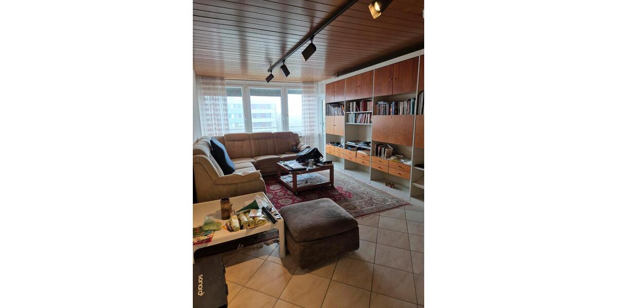 3 Zimmer Wohnung KM 850 € in Reutlingen (Hobuch) 3 zimmer