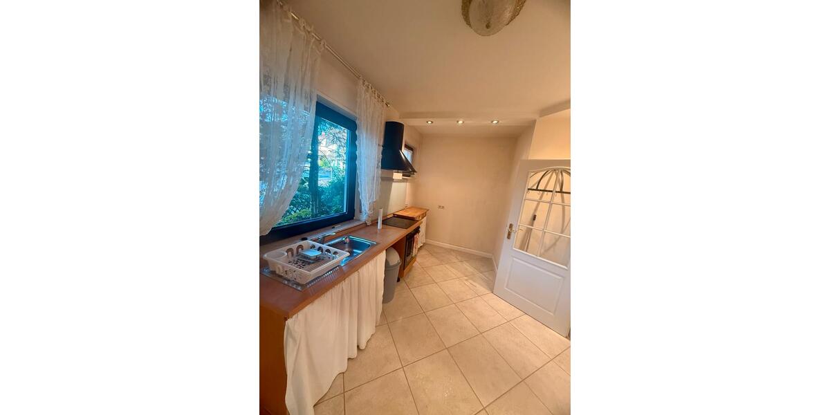 Etagenwohnung Kaiserslautern Engelshof - 4 Zimmer, 177 m&sup2;, 1.100&euro; | Angebot:25948178