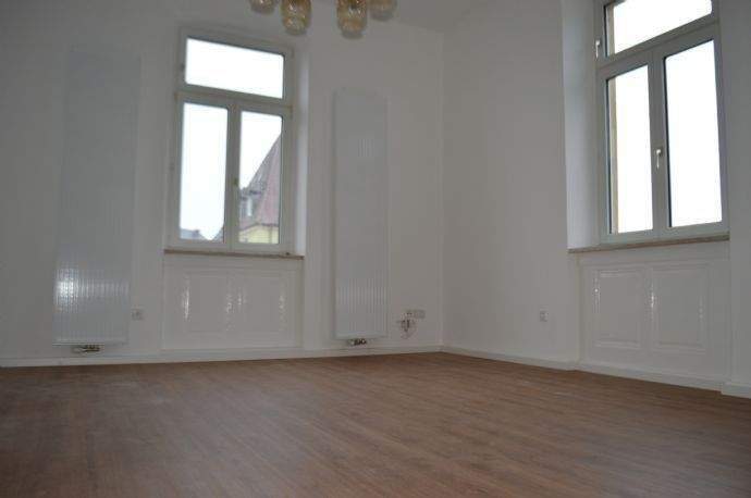 Etagenwohnung Kitzingen - 4 Zimmer, 114 m&sup2;, 830&euro; | Angebot:24906126