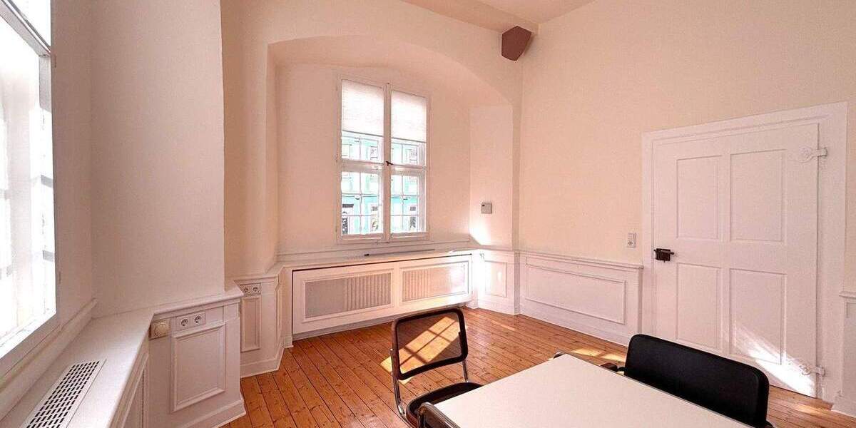 Gewerbeobjekt Marburg - 3 Zimmer, 900&euro; | Angebot:25689256