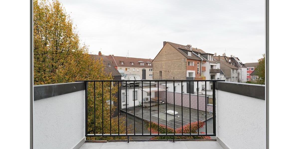 Dachgeschoßwohnung Essen Huttrop - 3 Zimmer, 75 m&sup2;, 70&euro; | Angebot:26339407