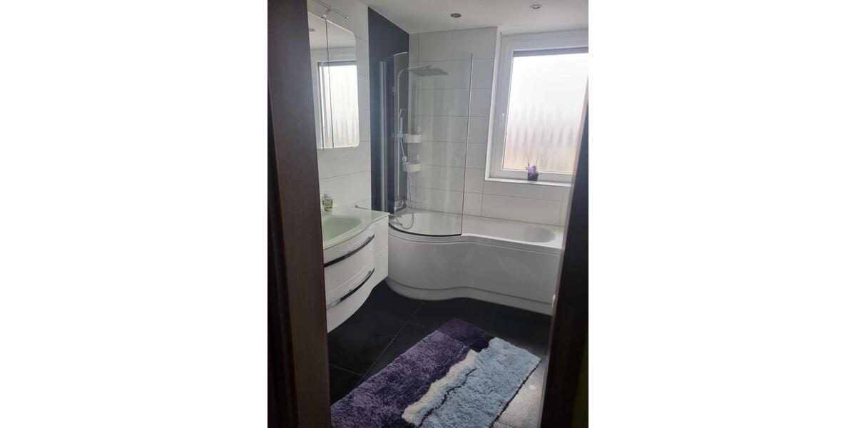 Etagenwohnung Bayreuth Bernecker Straße / Insel / Riedelsberg - 4 Zimmer, 103 m&sup2;, 1.480&euro; | Angebot:24691430