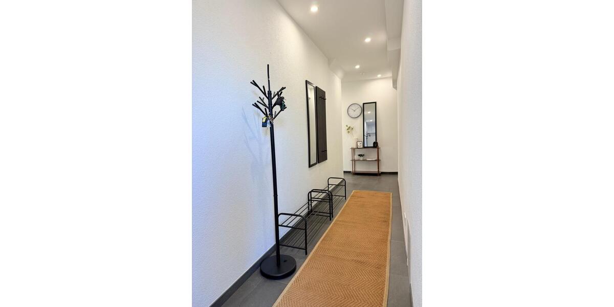 Erdgeschoßwohnung Trossingen - 4 Zimmer, 120 m&sup2;, 25&euro; | Angebot:24862533