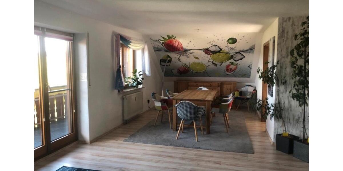 Dachgeschoßwohnung Seewald - 4 Zimmer, 116 m&sup2;, 900&euro; | Angebot:26403096