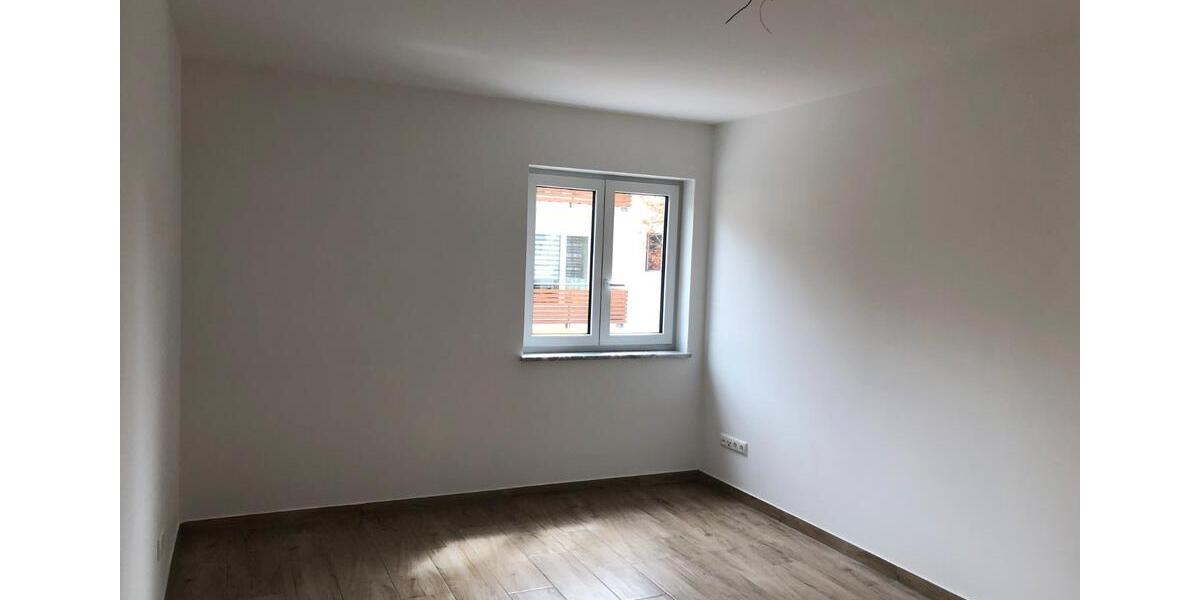 Etagenwohnung Altötting - 2 Zimmer, 71 m&sup2;, 735&euro; | Angebot:26704305