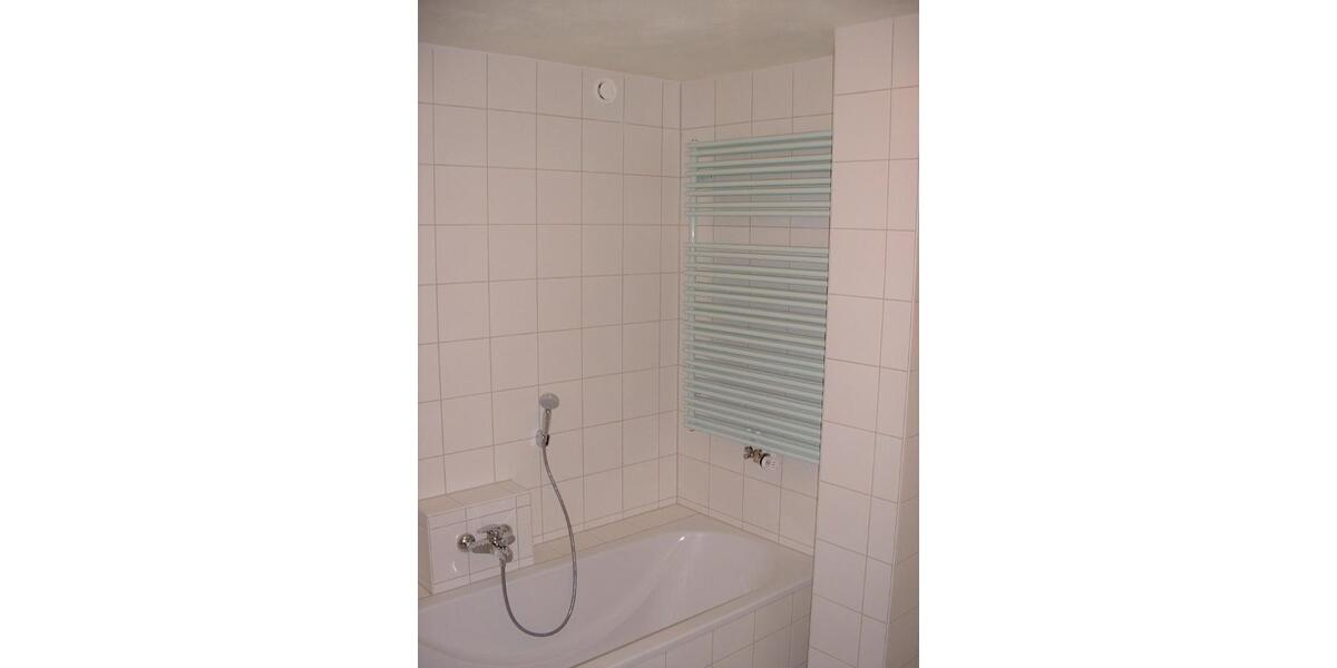 Sanierte Altbauwhg. 3,5 Zi. 113qm, besonderer Flair, Balkon, 1.OG 3.5 zimmer